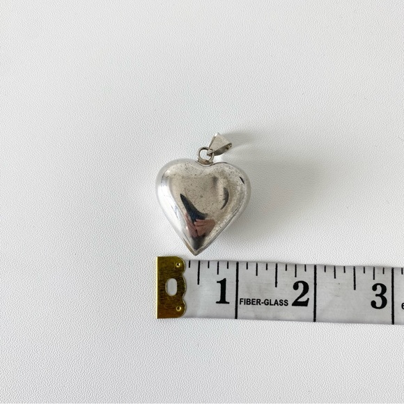 Vintage Sterling Silver Puffy Heart Pendant with Velvet Ribbons - Picture 9 of 11